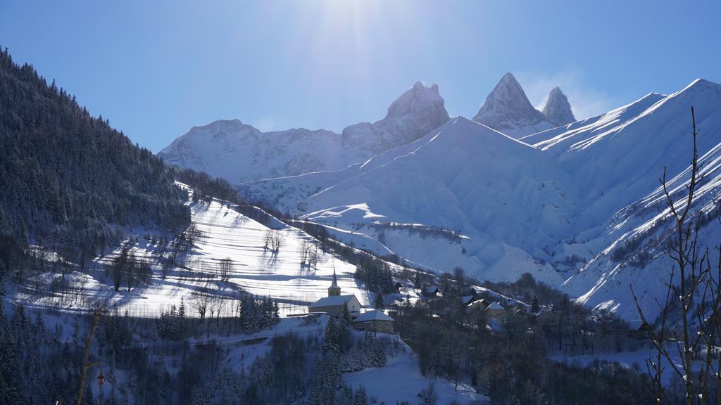 Residence Goelia Les Chalets Des Ecourts 생-장-다르브 외부 사진